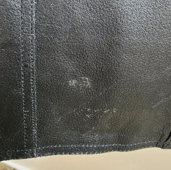 Black Leather Biker Vest Sz 48 - Picture 7 of 11